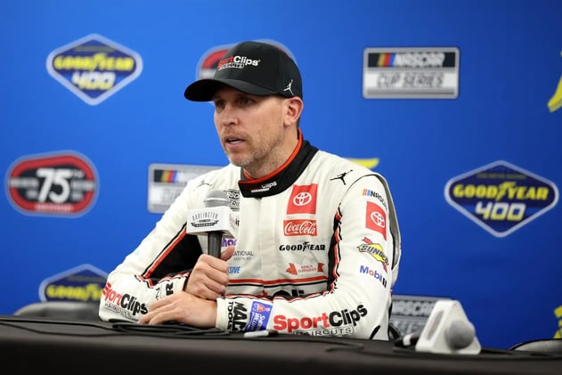 joe gibbs racing saksøker sin tidligere konkurransedirektør i en rettstvist som involverer påståtte brudd og konflikter innen organisasjonen.