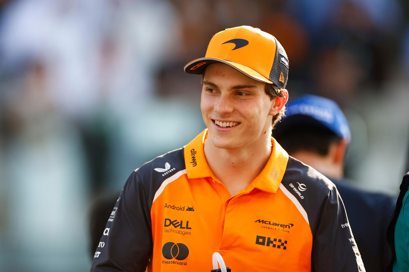 oppdag reisen til oscar piastri, f1-stjernen, hans karriere og hans tid hos mclaren. få innsikt i hans prestasjoner og fremtid i formel 1.